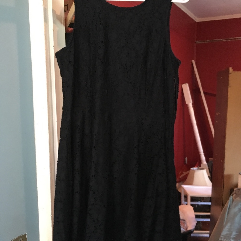 Black shirt